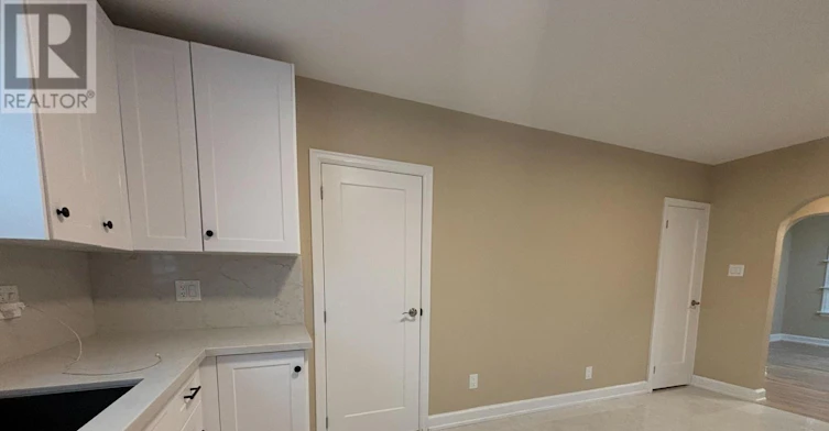 UPPER Floor Suite 54 Hawman Avenue, Vaughan, ON, L4L 1S2 - 6