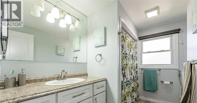 345 Westwood Drive, Kitchener, ON, N2M 2L3 - 19