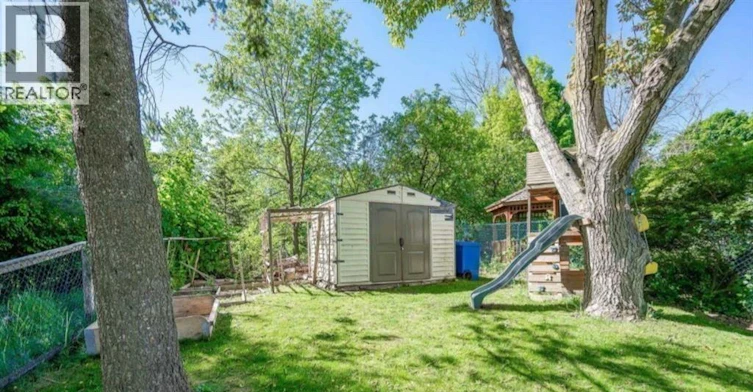 345 Westwood Drive, Kitchener, ON, N2M 2L3 - 3