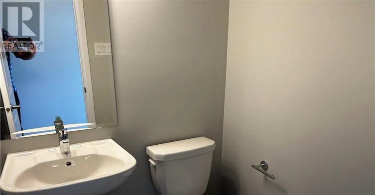 179 Shallow Pond Place, Ottawa, ON, K4A 5P4 - 2