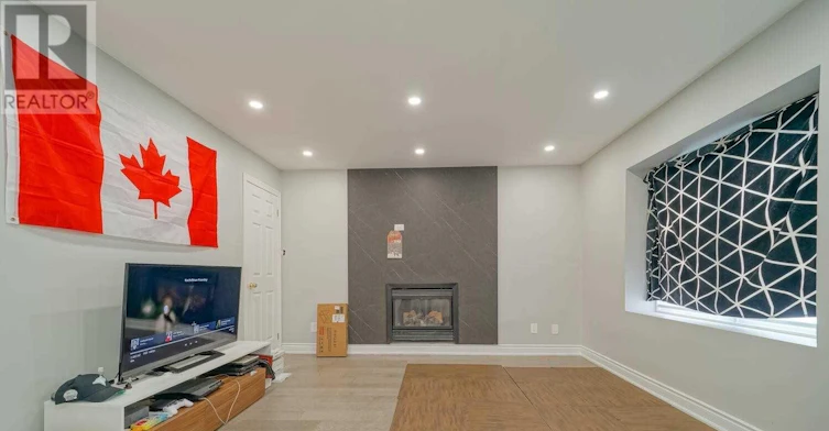 64 Somerset Drive, Brampton, ON, L6Z 1C5 - 3