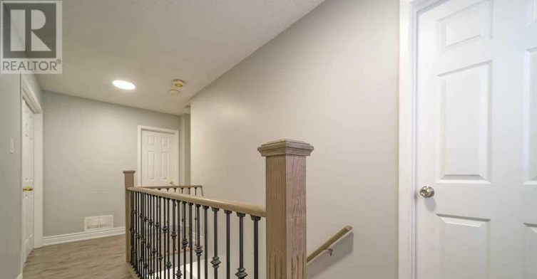 64 Somerset Drive, Brampton, ON, L6Z 1C5 - 6
