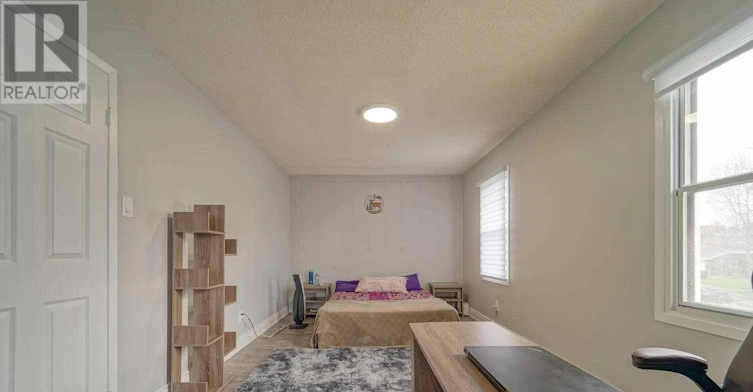 64 Somerset Drive, Brampton, ON, L6Z 1C5 - 8