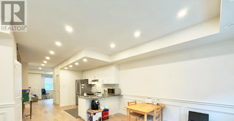 26 William Duncan Road, Toronto, ON, M3K 0C7 - 7