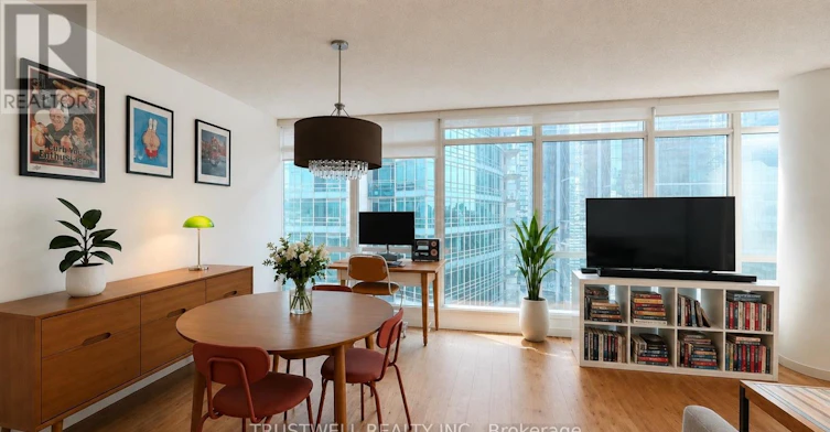 1802-381 Front Street W, Toronto, ON, M5V 3R8 - 3
