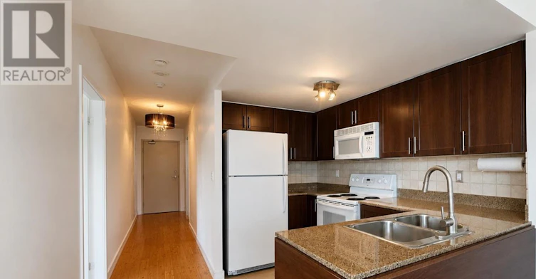 1802-381 Front Street W, Toronto, ON, M5V 3R8 - 2
