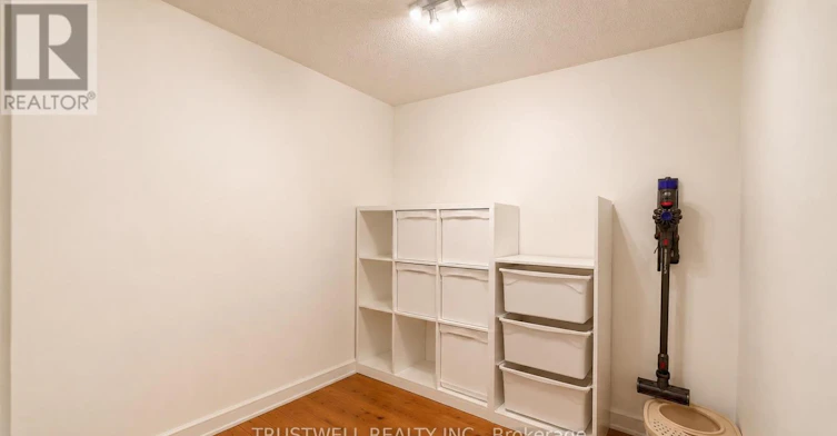 1802-381 Front Street W, Toronto, ON, M5V 3R8 - 6