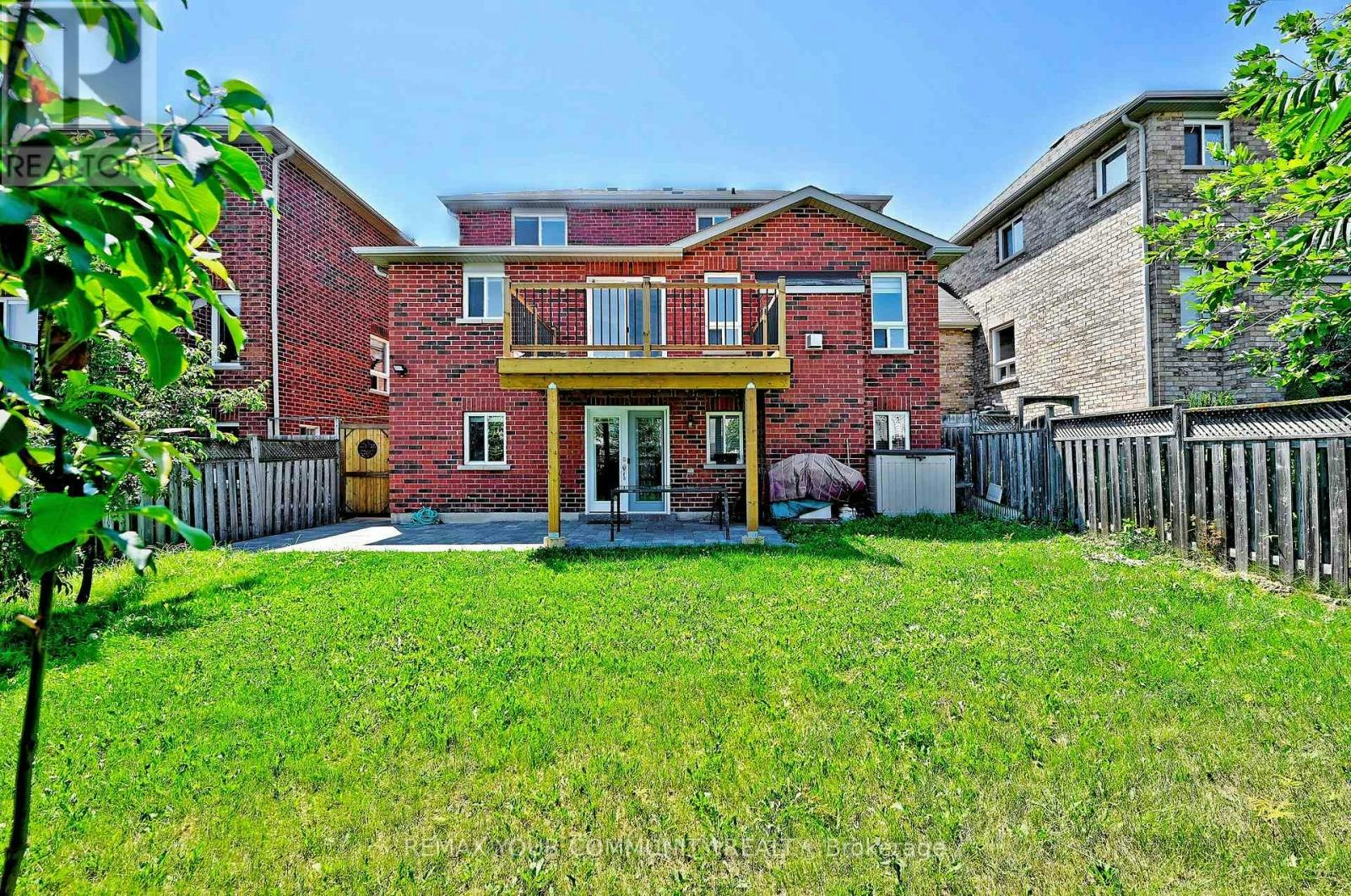 73 Laurendale Avenue, Georgina, ON, L4P 4G1 - 43