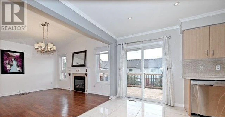 73 Laurendale Avenue, Georgina, ON, L4P 4G1 - 16