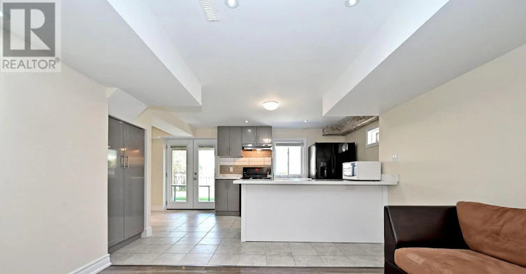 73 Laurendale Avenue, Georgina, ON, L4P 4G1 - 30
