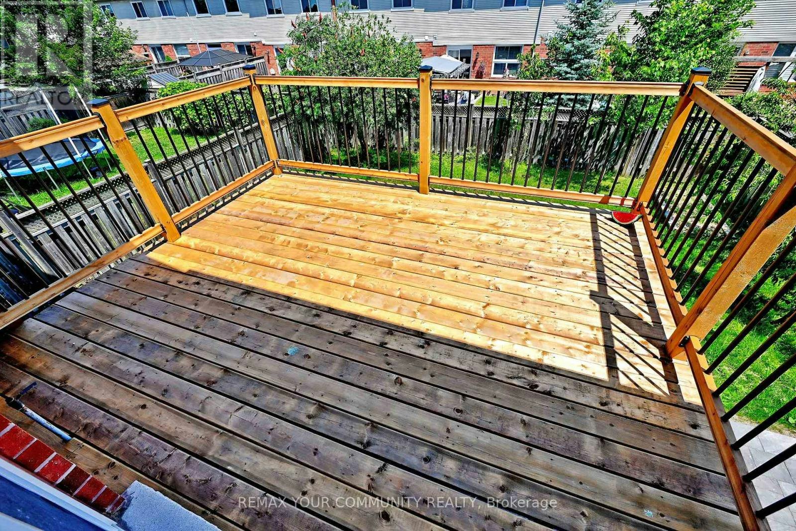 73 Laurendale Avenue, Georgina, ON, L4P 4G1 - 40