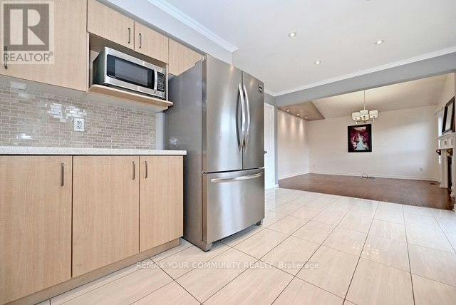 73 Laurendale Avenue, Georgina, ON, L4P 4G1 - 14