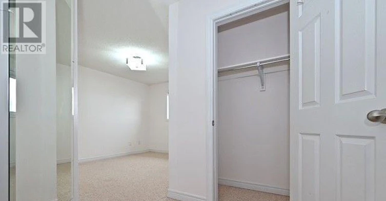 73 Laurendale Avenue, Georgina, ON, L4P 4G1 - 22