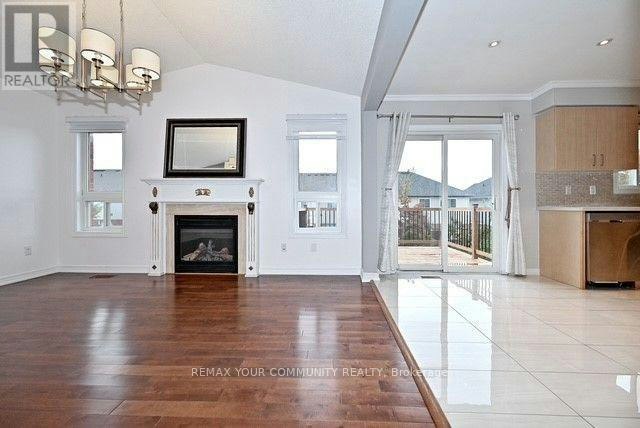73 Laurendale Avenue, Georgina, ON, L4P 4G1 - 20