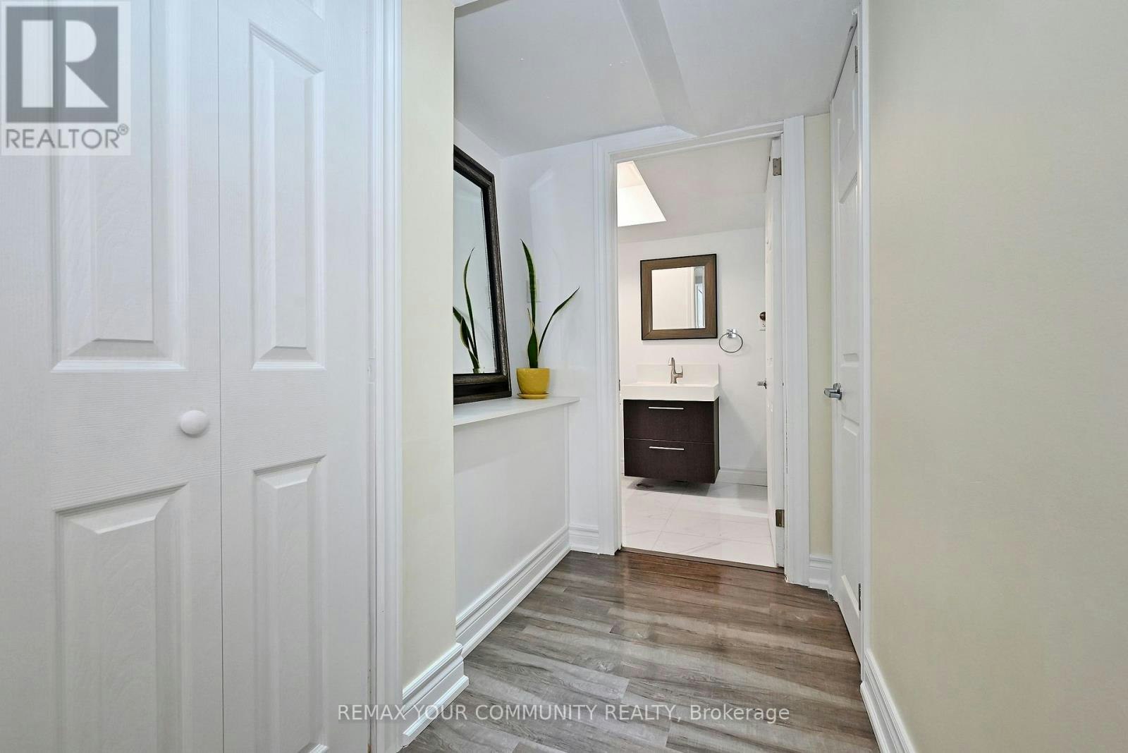 73 Laurendale Avenue, Georgina, ON, L4P 4G1 - 32