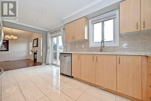 73 Laurendale Avenue, Georgina, ON, L4P 4G1 - 13