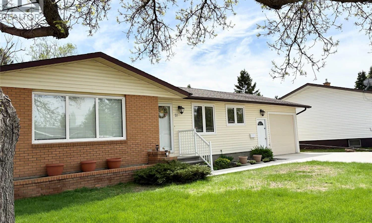 71 Dalebrooke Drive