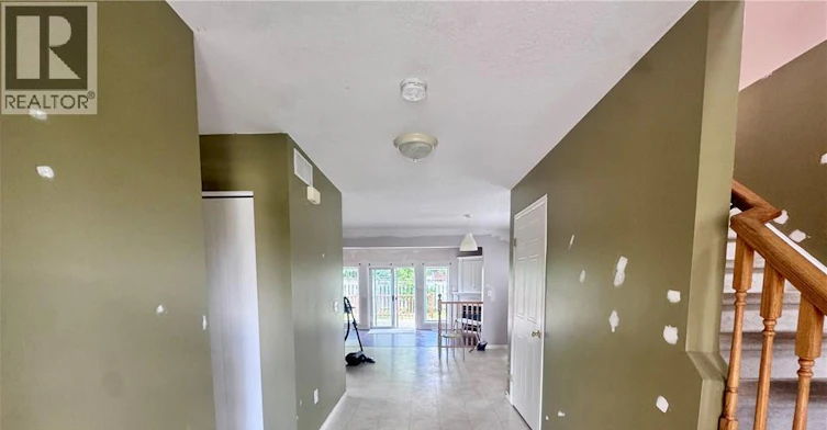 379 Havendale Crescent, Waterloo, ON, N2T 2T4 - 3