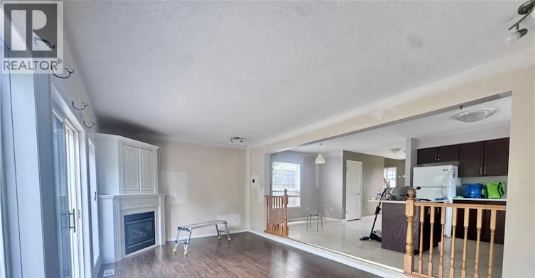 379 Havendale Crescent, Waterloo, ON, N2T 2T4 - 6