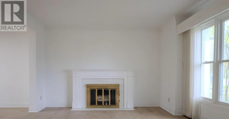 19 Woodington Crescent, St. Catharines, ON, L2T 3T8 - 2