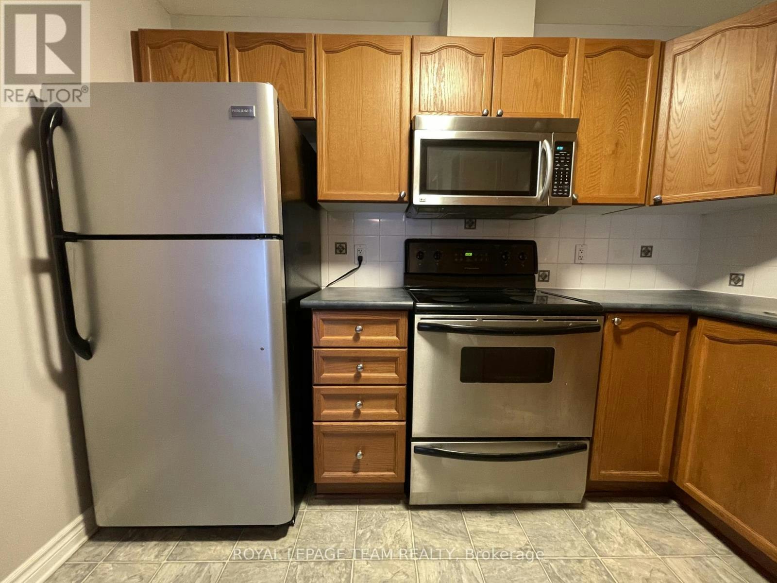 B-139 Oldfield Street, Ottawa, ON, K2G 7C7 - 7
