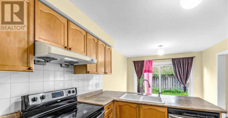 5 Bern Street E, Markham, ON, L6E 1G7 - 10