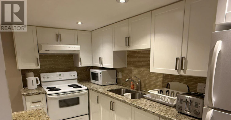 206 Aspenwood Dr Drive, Newmarket, ON, L3X 3L1 - 3