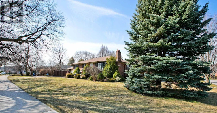 67 Elvaston Drive, Toronto, ON, M4A 1N5 - 2