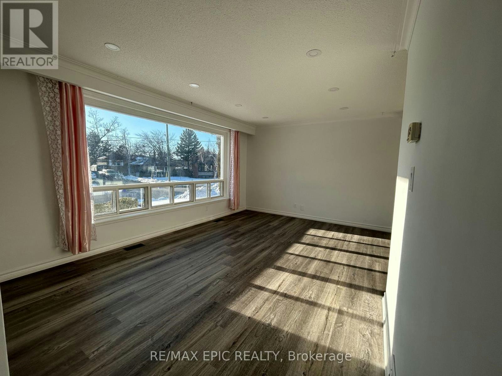 MAIN-25 Gentry Crescent, Richmond Hill, ON, L4C 2G8 - 4