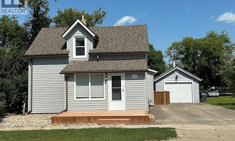 142 2nd Avenue W