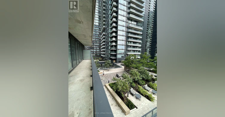 1105-125 Blue Jays Way, Toronto, ON, M5V 0N5 - 12