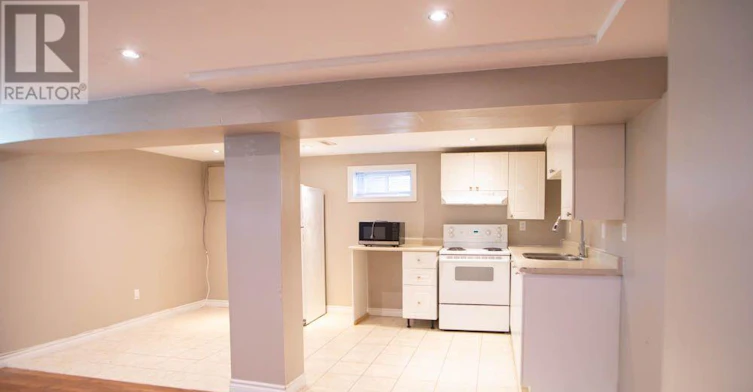 126 Longford Drive, Newmarket, ON, L3Y 2Y5 - 16