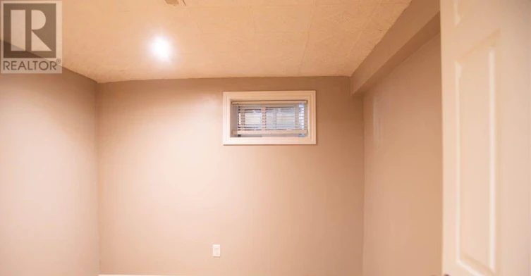 126 Longford Drive, Newmarket, ON, L3Y 2Y5 - 25