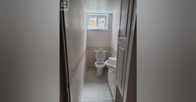 BASEMENT-1299 Shamir Crescent, Mississauga, ON, L5C 1L2 - 10