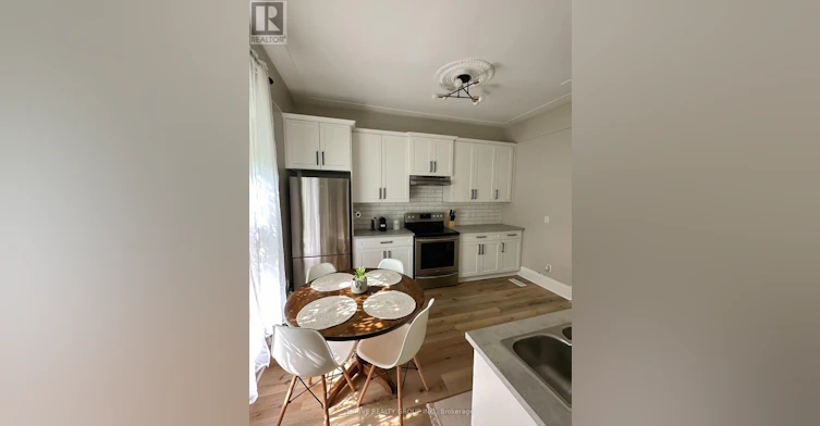 UPPER-369 Maitland Street, London, ON, N6B 2Y9 - 2