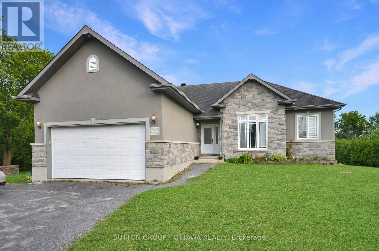 588 Russell Road, Clarence-Rockland, ON, K0A 2A0