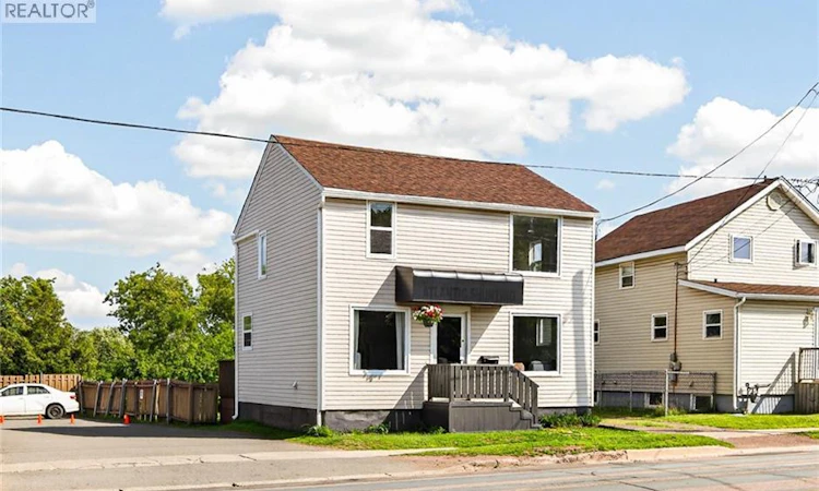 1702 Main Street