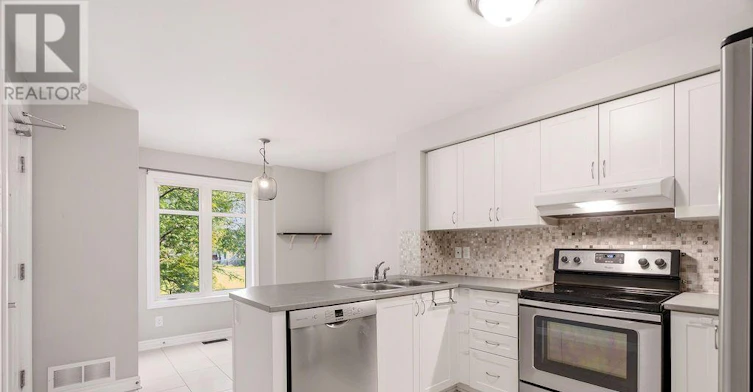 C-1124 Klondike Road, Ottawa, ON, K2K 0H2 - 5