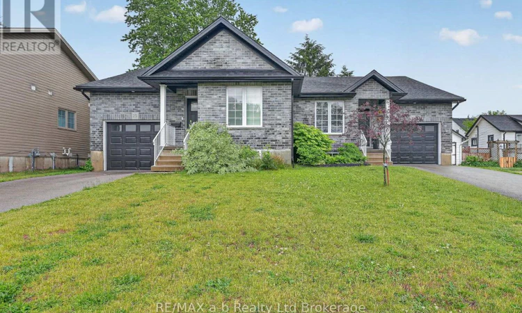 253 Charles Street W