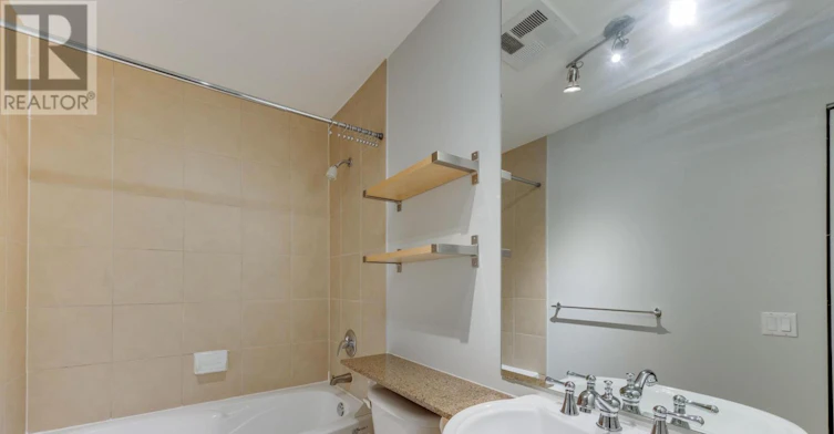 208-373 Front Street W, Toronto, ON, M5V 3R7 - 21