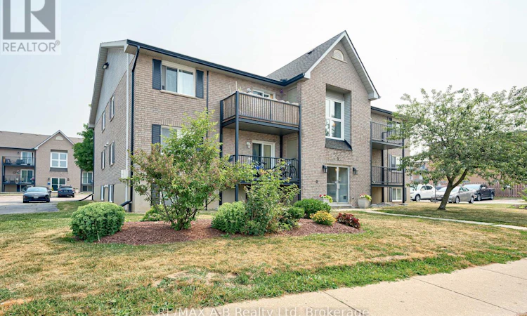 106-50 Campbell Court