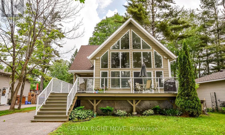 2956 Lakeside Drive