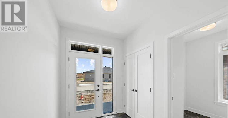 1094 Moore Street, Brockville, ON, K6V 0H2 - 2