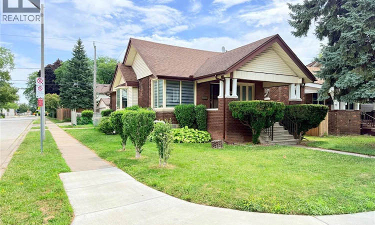 1404 Dougall Avenue