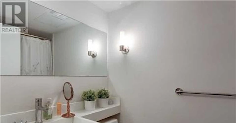 1010 4k Spadina Avenue, Toronto, ON, M5V 3Y9 - 15