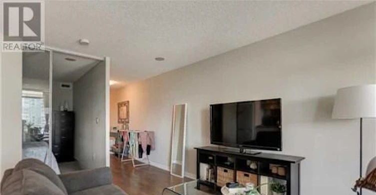 1010 4k Spadina Avenue, Toronto, ON, M5V 3Y9 - 12