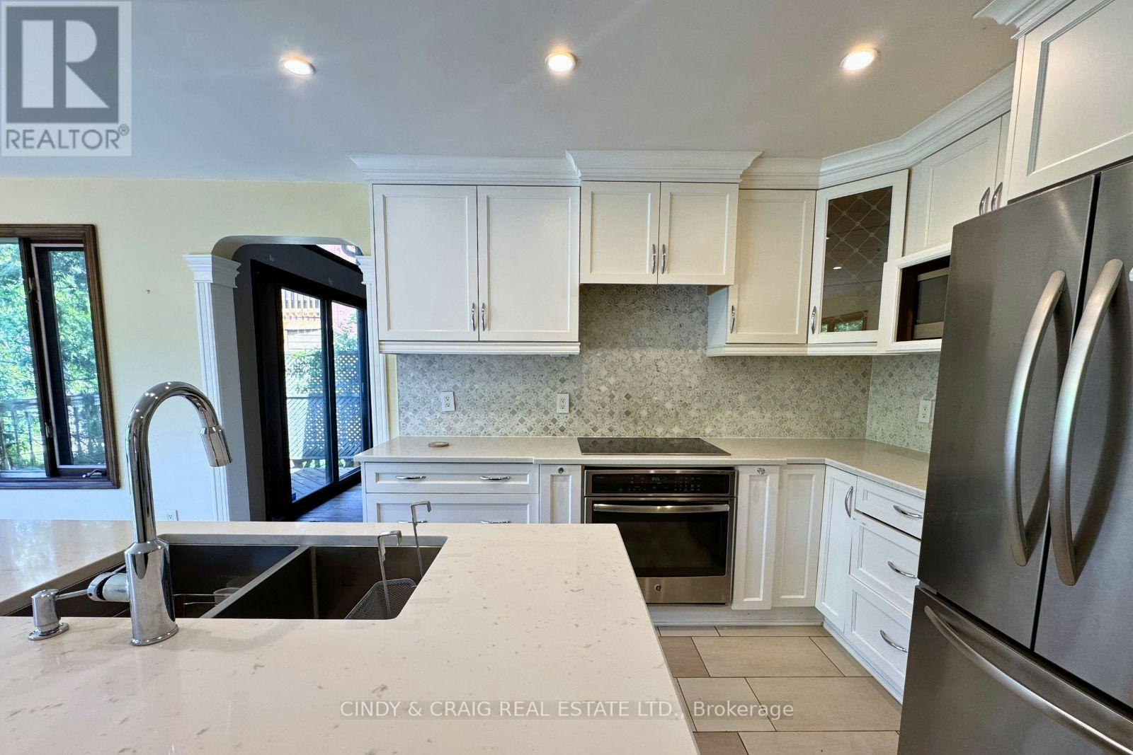 1426 Highbush Trail, Pickering, ON, L1V 1N5 - 7