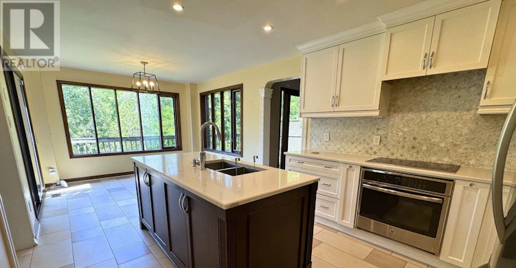 1426 Highbush Trail, Pickering, ON, L1V 1N5 - 8