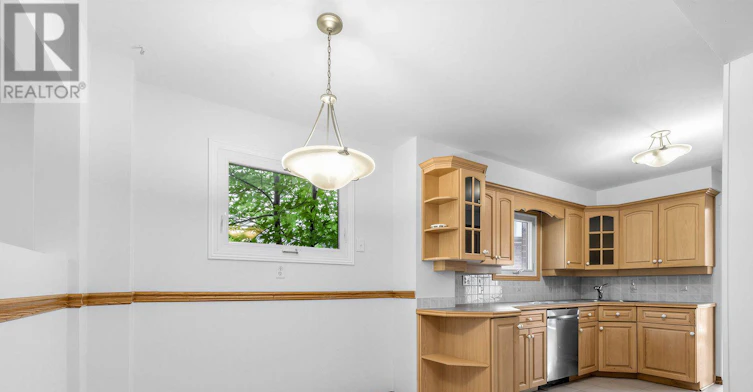 739 Edgewood Road, Pickering, ON, L1V 2Z7 - 5