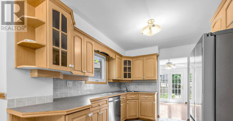 739 Edgewood Road, Pickering, ON, L1V 2Z7 - 7